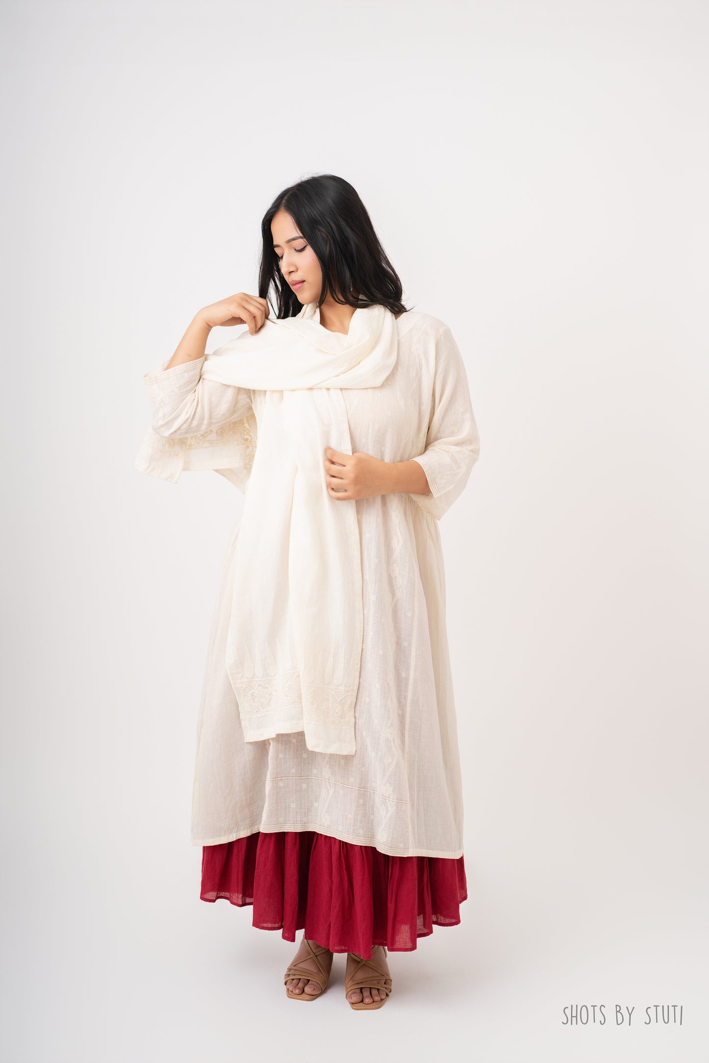 Mul Chikankari Stole